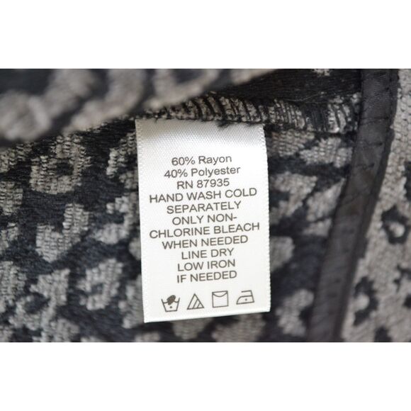 Susan Graver Women's 12 Gray Animal Print Tapestry Sleeveless Full Zip Vest - Picture 10 of 14